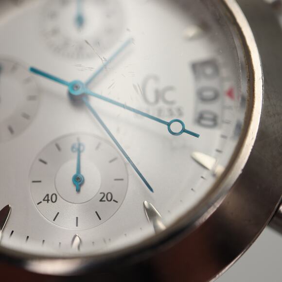 Guess Collection GC Silver Tone 1/10th Sec Chronograph 38mm Watch w New Battery - Picture 14 of 16